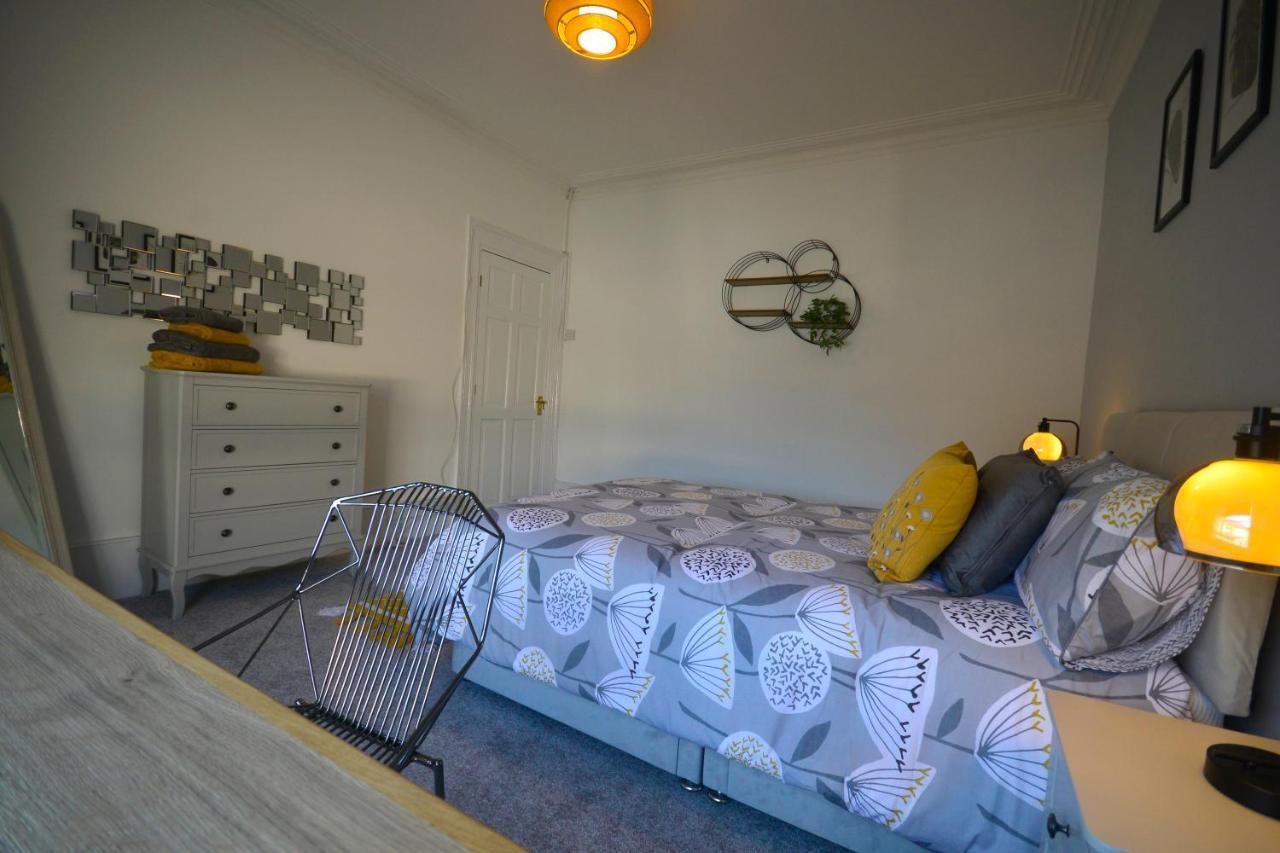 Heritage Holiday Accommodation Pembroke Dock Eksteriør bilde